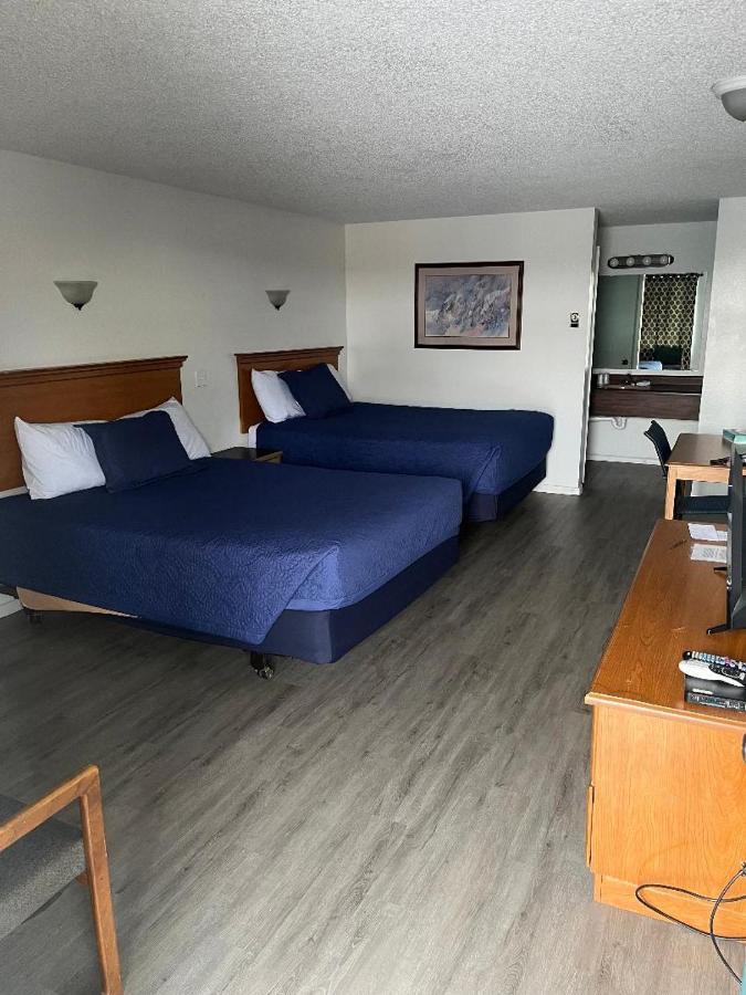 פוקטלו Thunderbird Motel מראה חיצוני תמונה